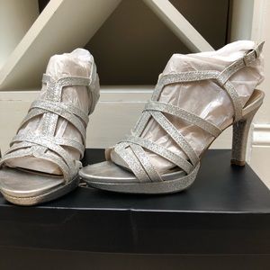 Naturalized Baylor silver dress shoe